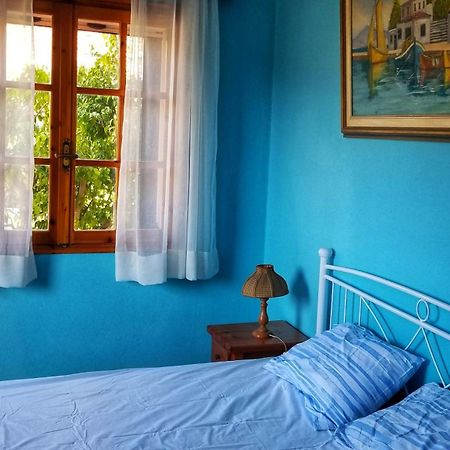 Valerie'S House Διαμέρισμα Πόρος Δωμάτιο φωτογραφία